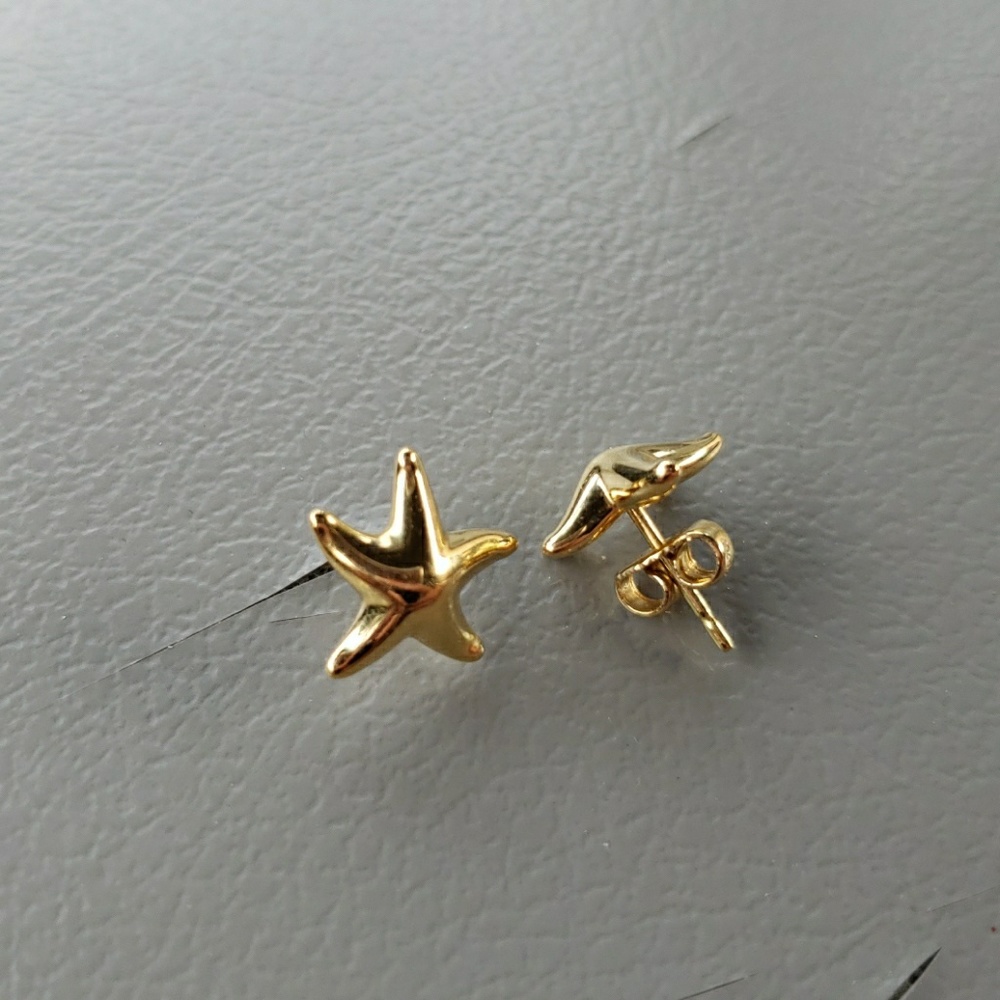 Tiffany & Co. 18K (AU750) Gold starfish earrings